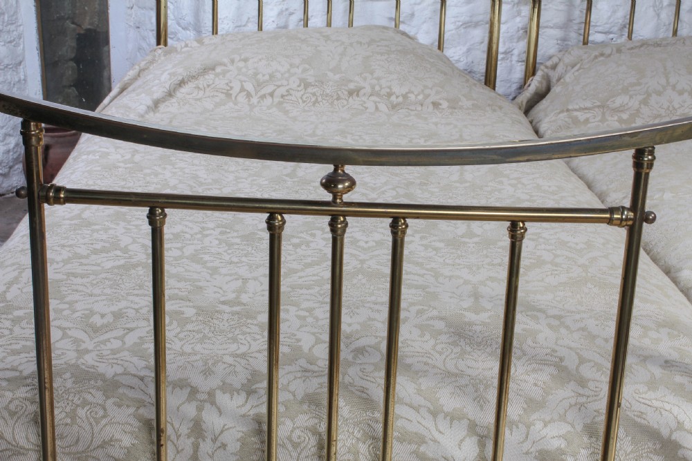 Elegant simple pair of Edwardian brass single beds  View II