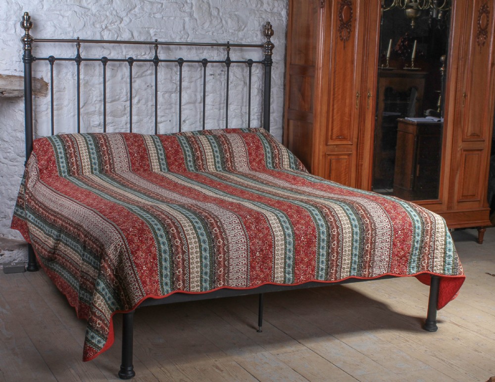 Handsome 6Ft Classic Victorian super king size no end bed