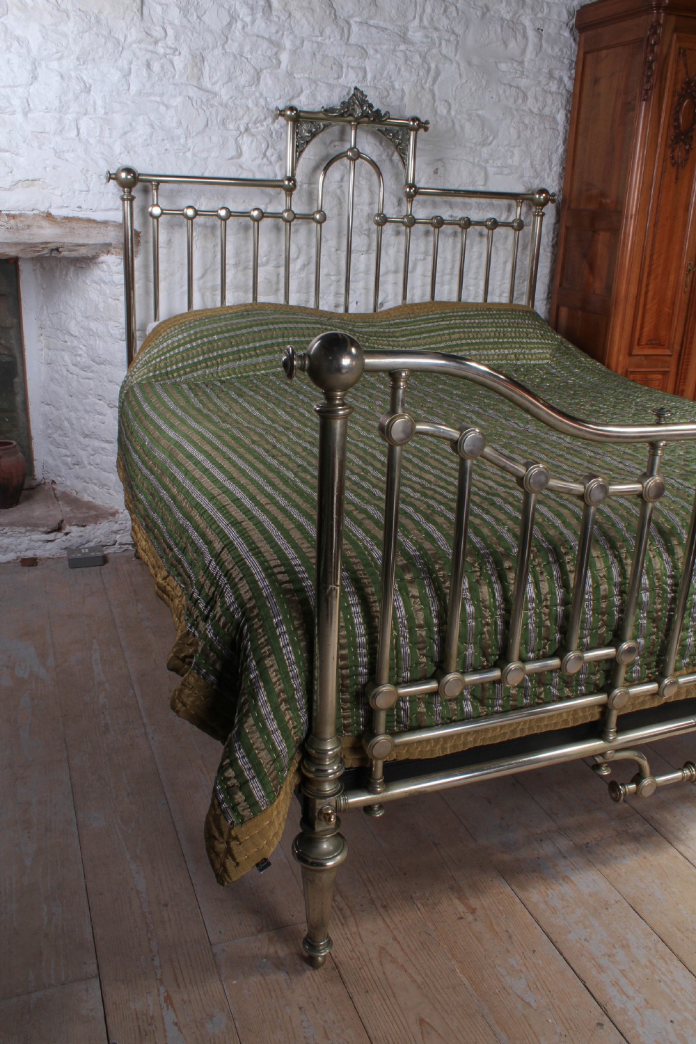 Incredible Italian nickel plated brass 6Ft super king size bed View VII