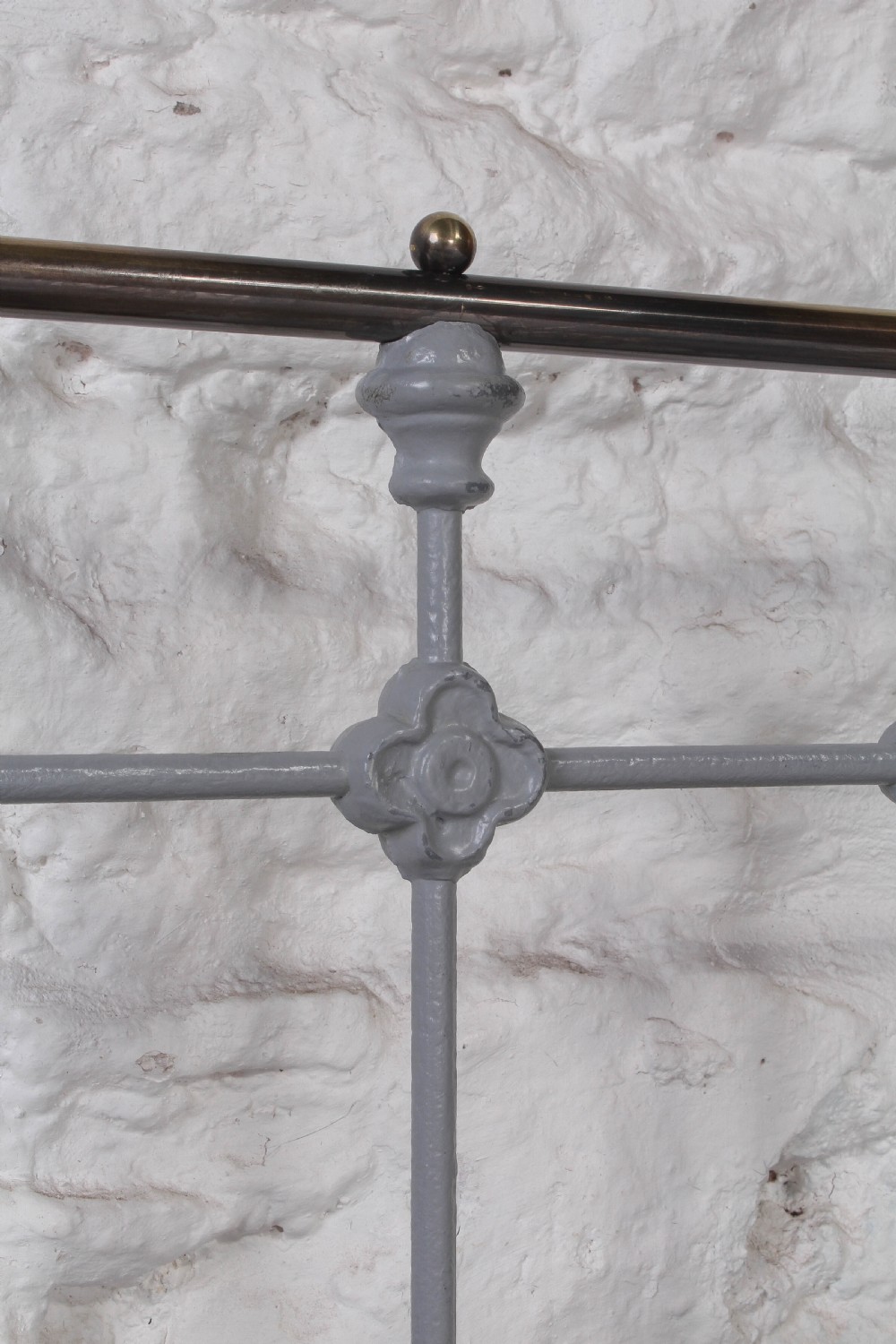 Lovely French 5Ft king size brass and iron bed  View IX