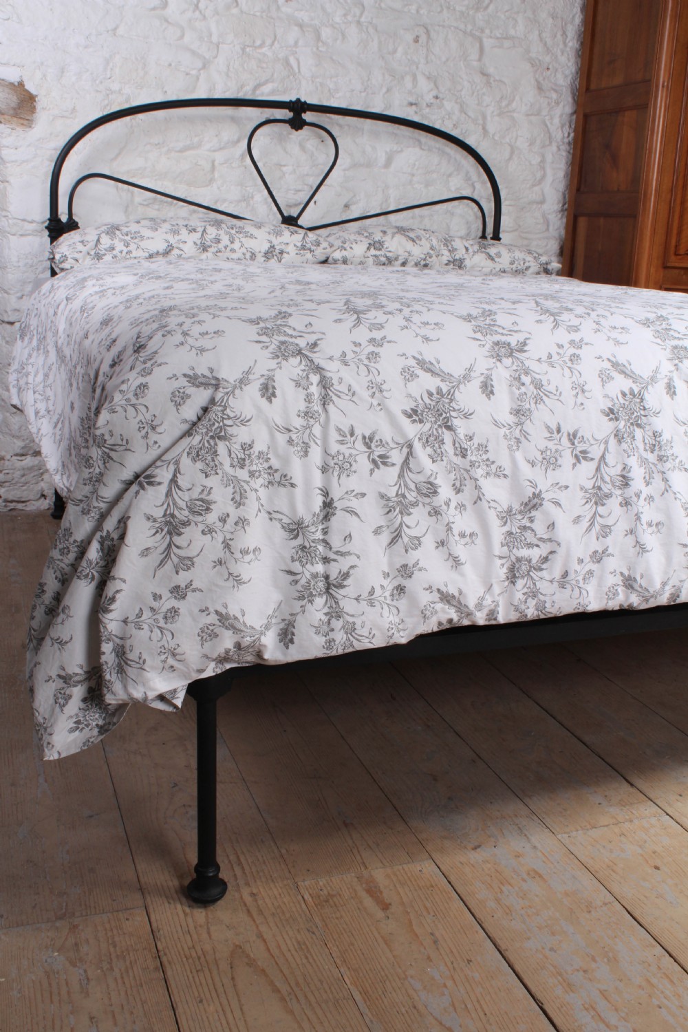 Pleasing All iron Irish king size no end bed View V