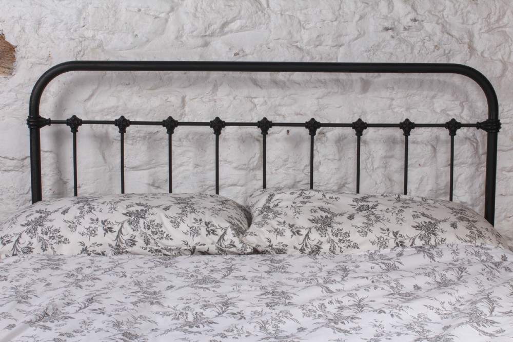 Simple French all iron king size bed View VI