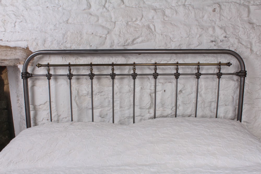Burnished and aged brass  simple French king size bed View VI