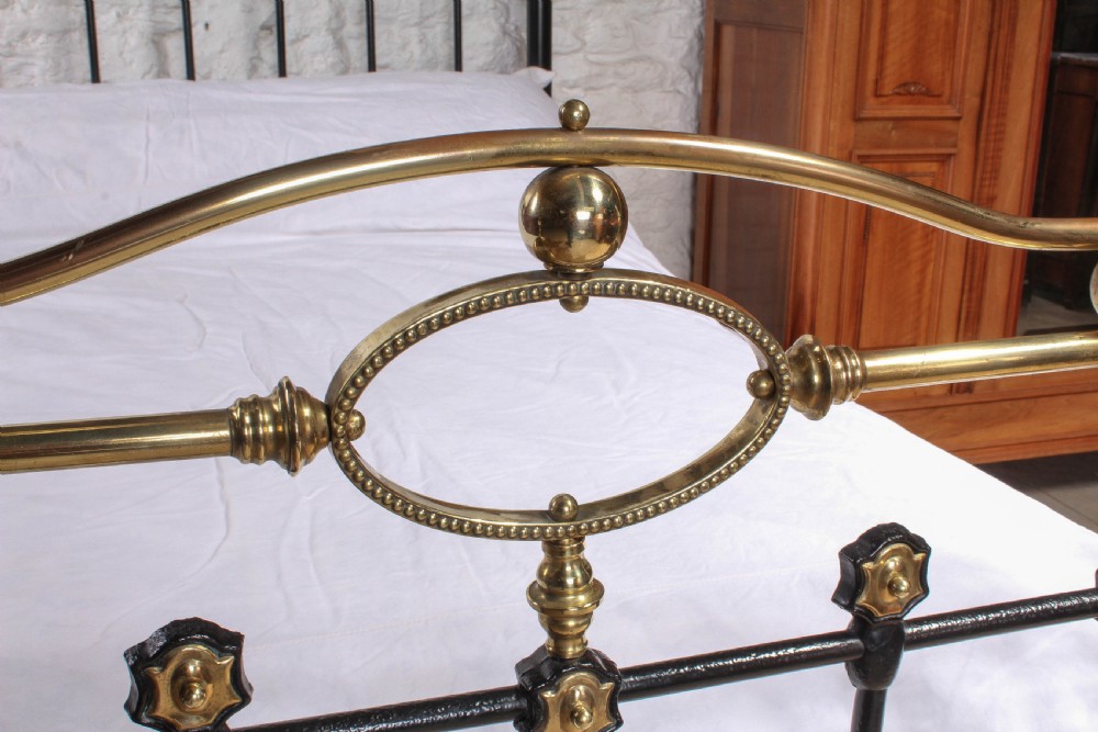 Classic Victorian iron and decorative brass double bed View VIII