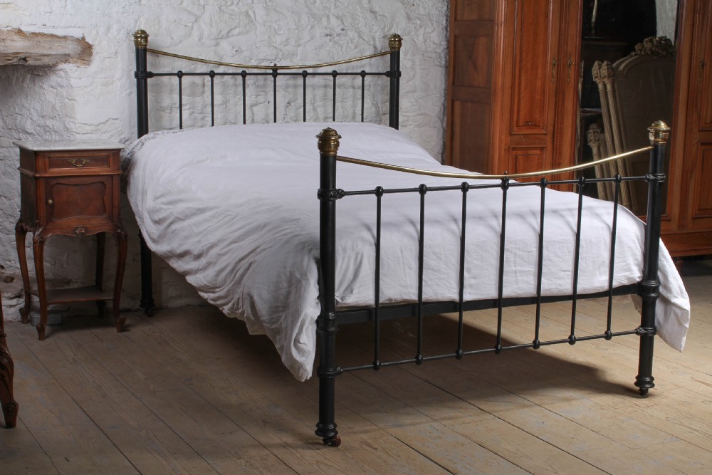 Classic Edwardian dip rail brass and iron bed