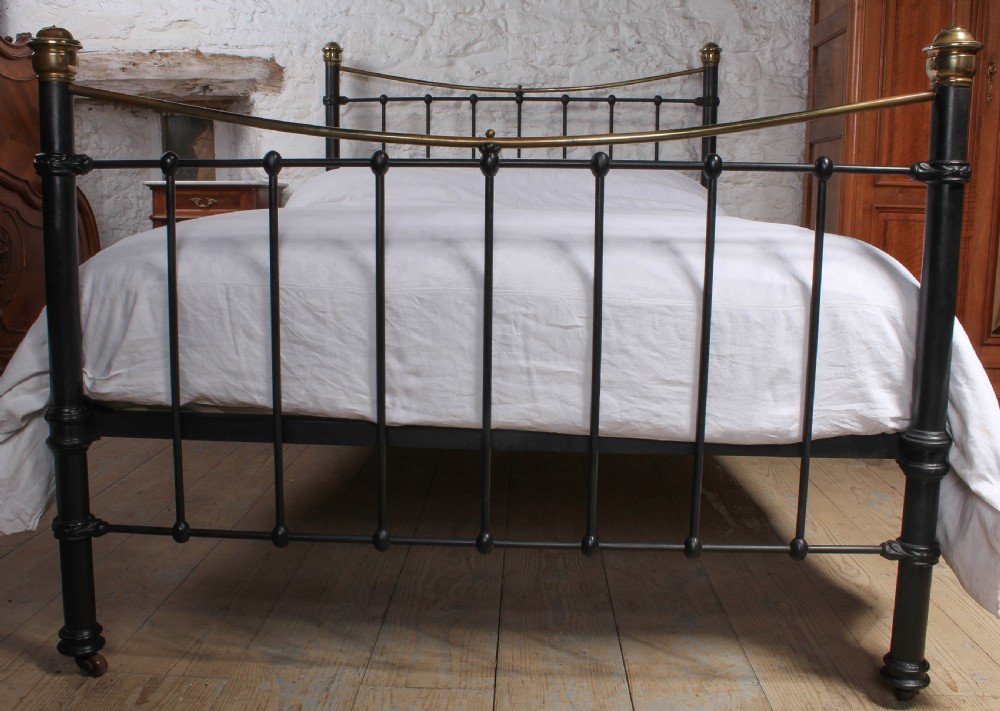 Classic Edwardian dip rail brass and iron bed View VI