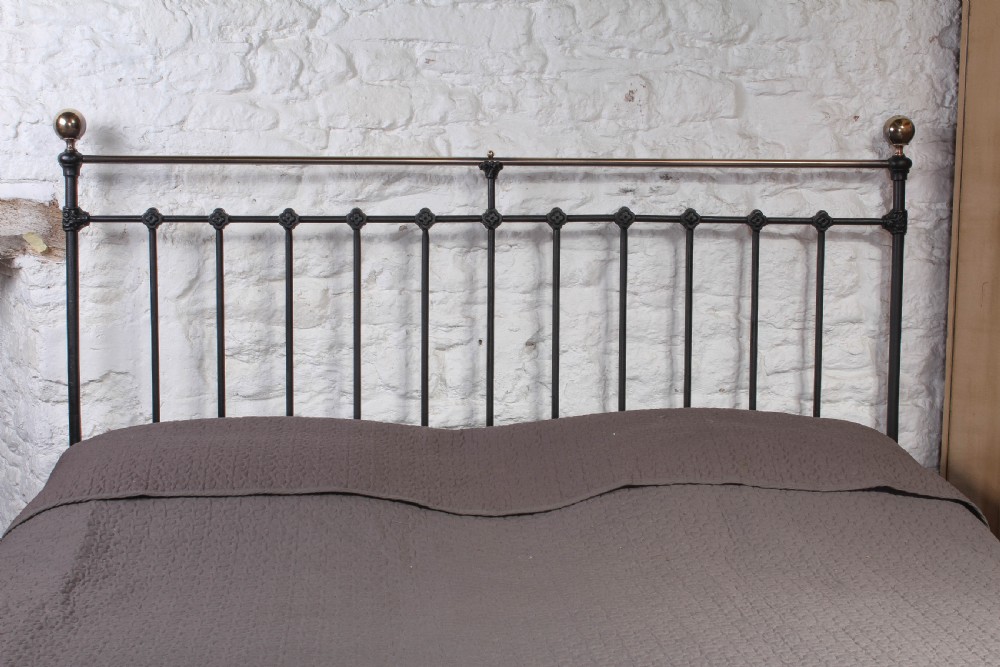 Attractive simple classic Victorian super king size no end bed View II