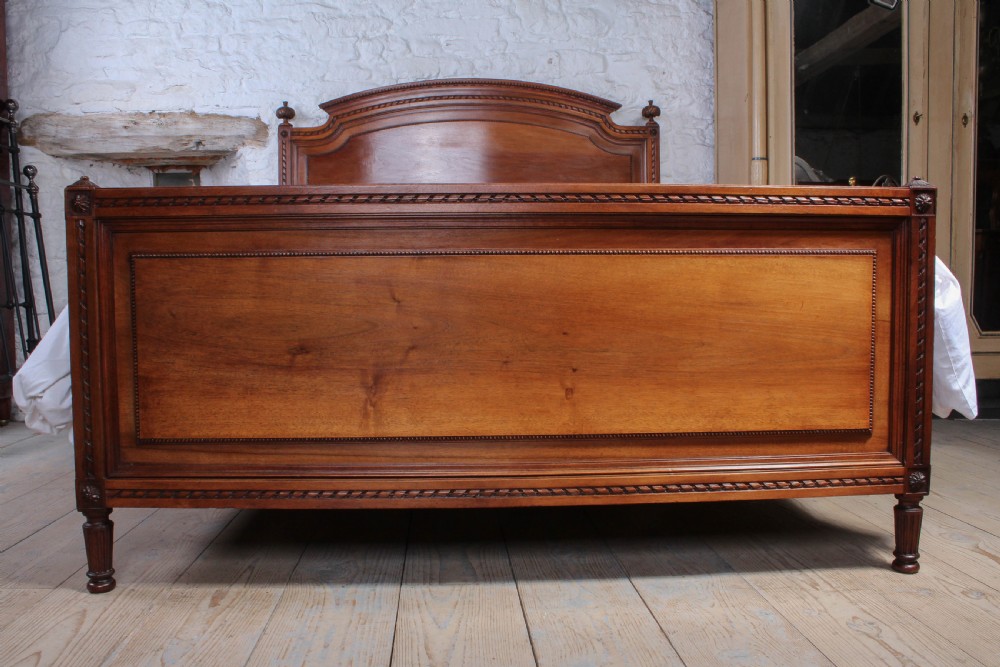 Good quality solid walnut king size bed View V