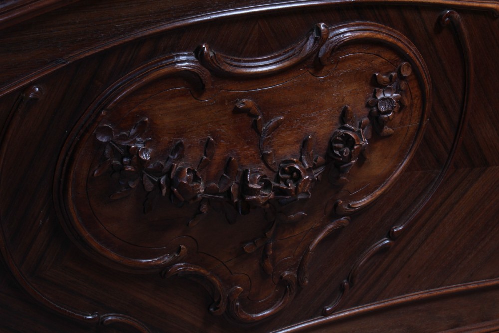 Beautiful Rosewood king size Louis XVI style bed View V