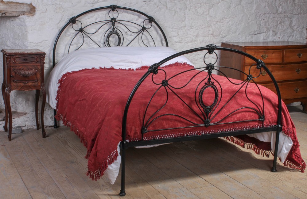 Very pretty rare all original Victorian iron double