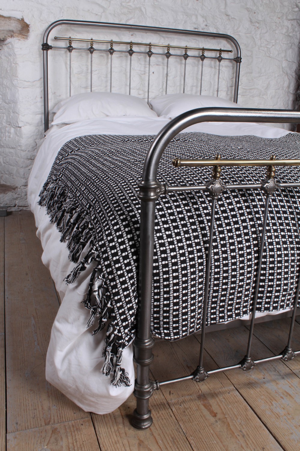 Fashionable Burnished French Iron king size Bed   View II