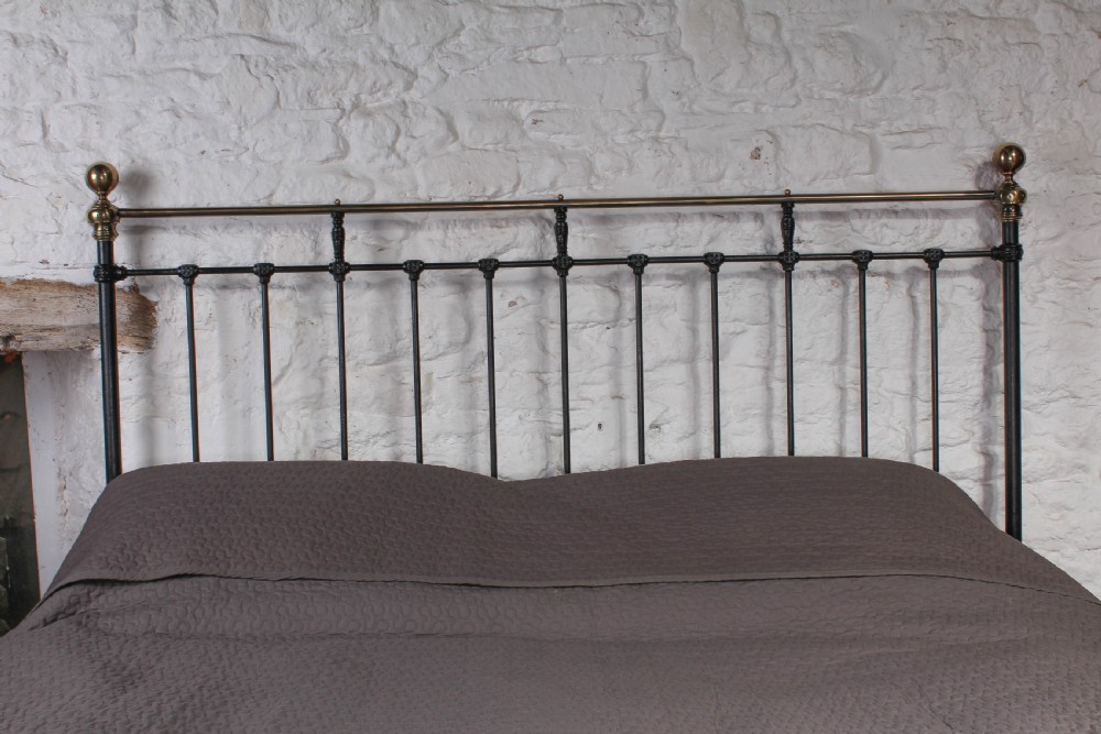Classic Victorian  6Ft super king size no end bed View III