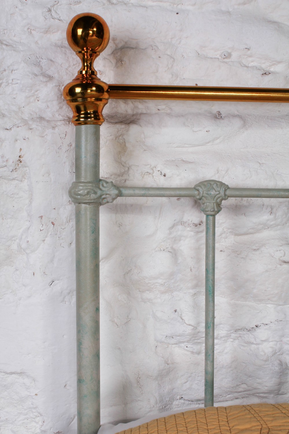 Striking classic Victorian brass and iron double bed View VI