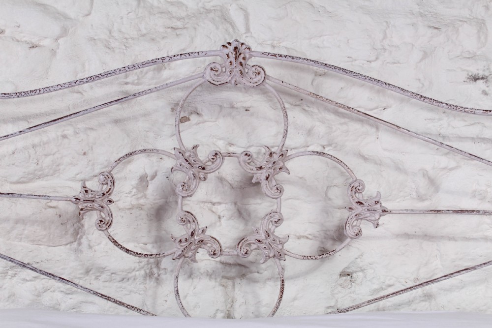 Fabulous early Victorian no end king size bed View III
