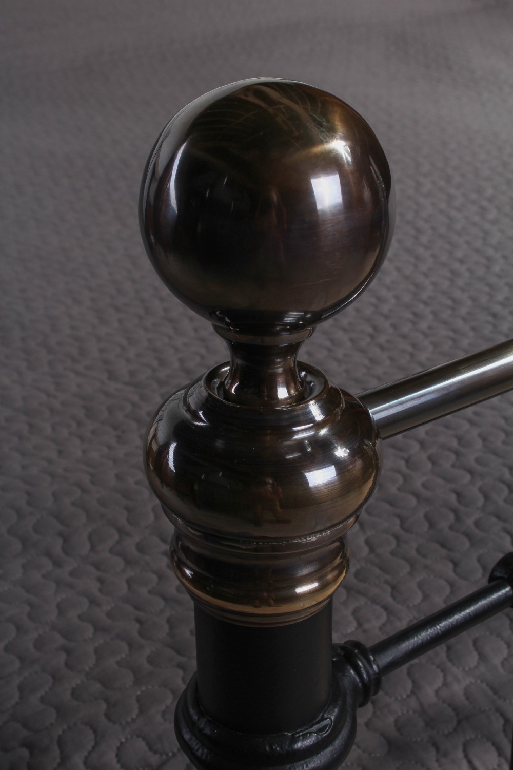 Handsome super king size 6Ft classic Victorian brass and iron bed View VI