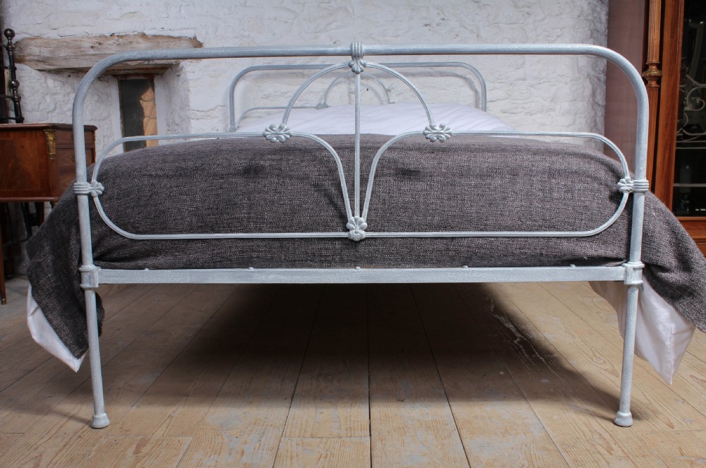Simple  Irish cottage style double bed View V