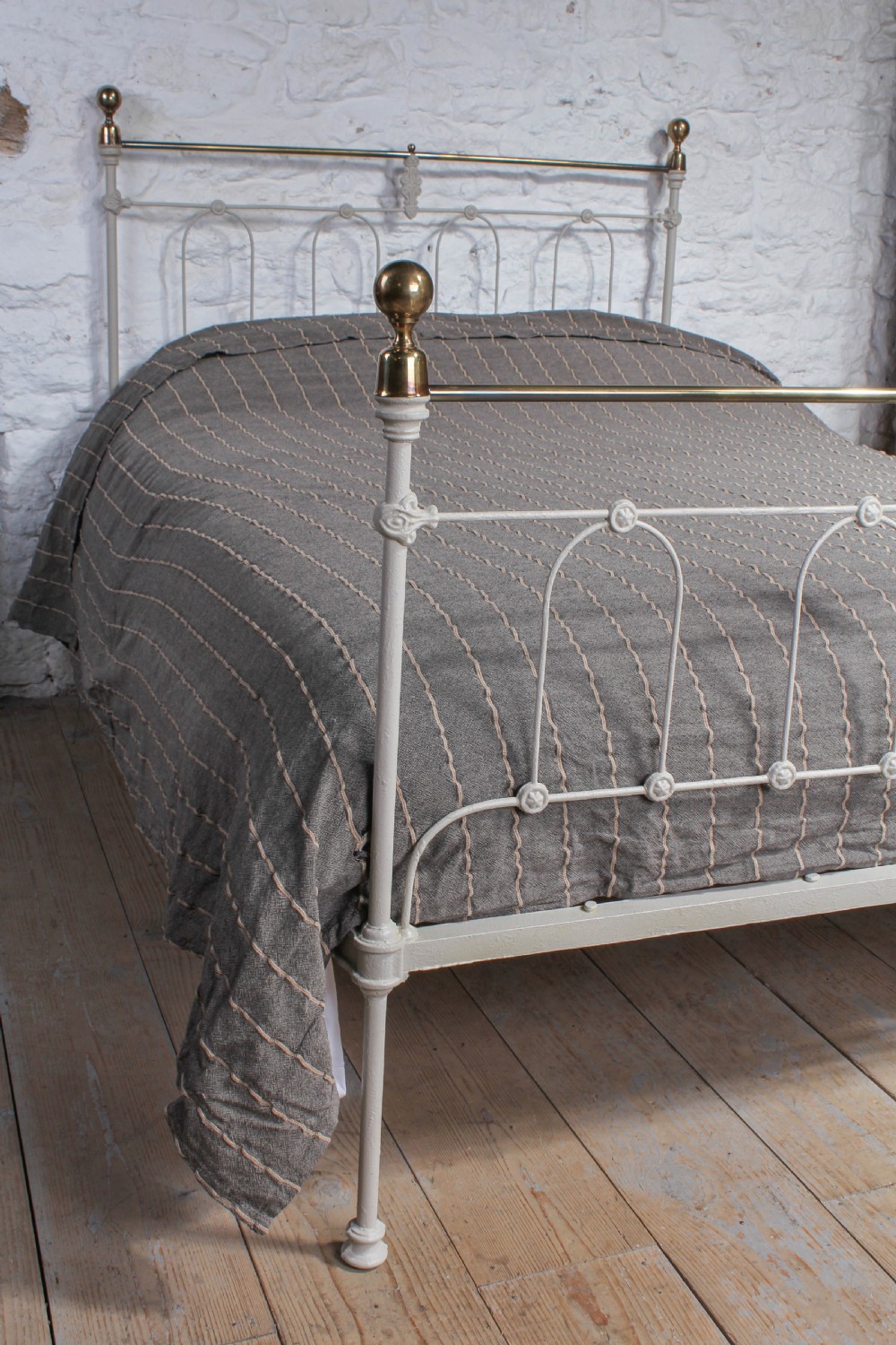 Unusual and individual Victorian brass and iron double bed View II
