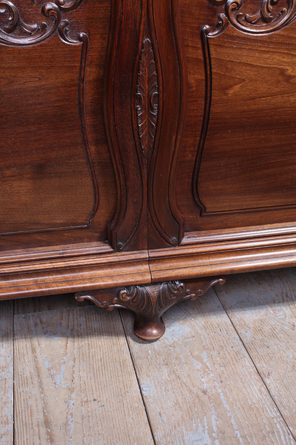 Super wide super king size solid walnut bed View VI