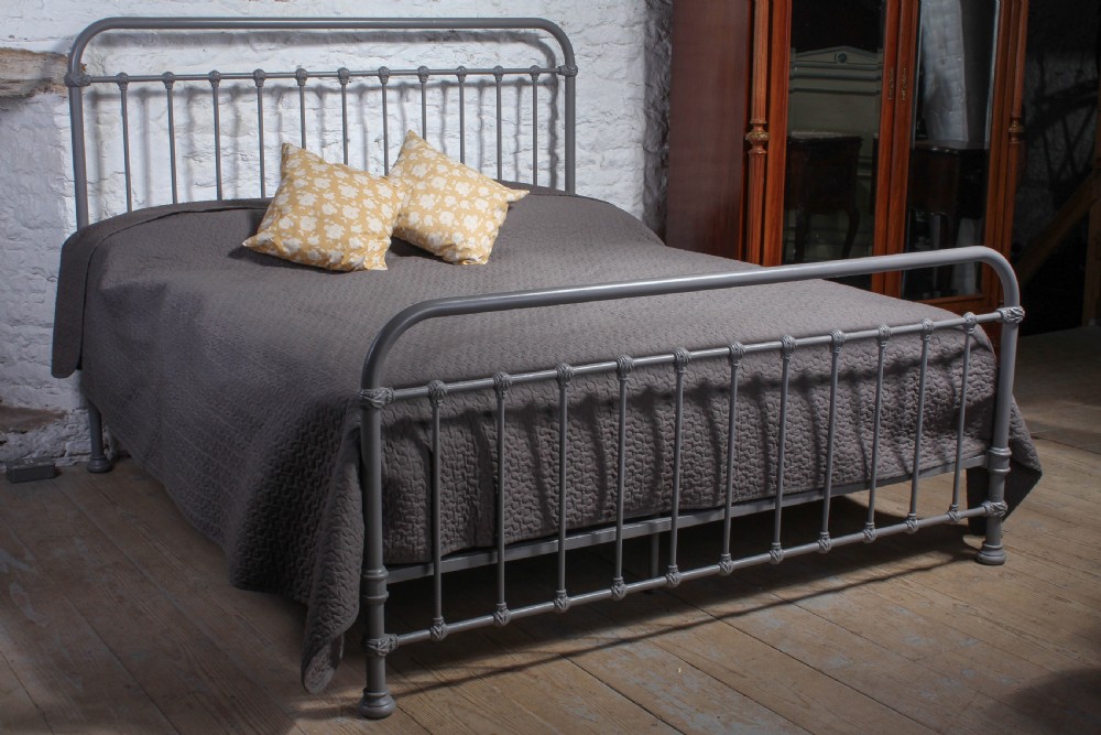 Good quality simple 6Ft super king size all iron 