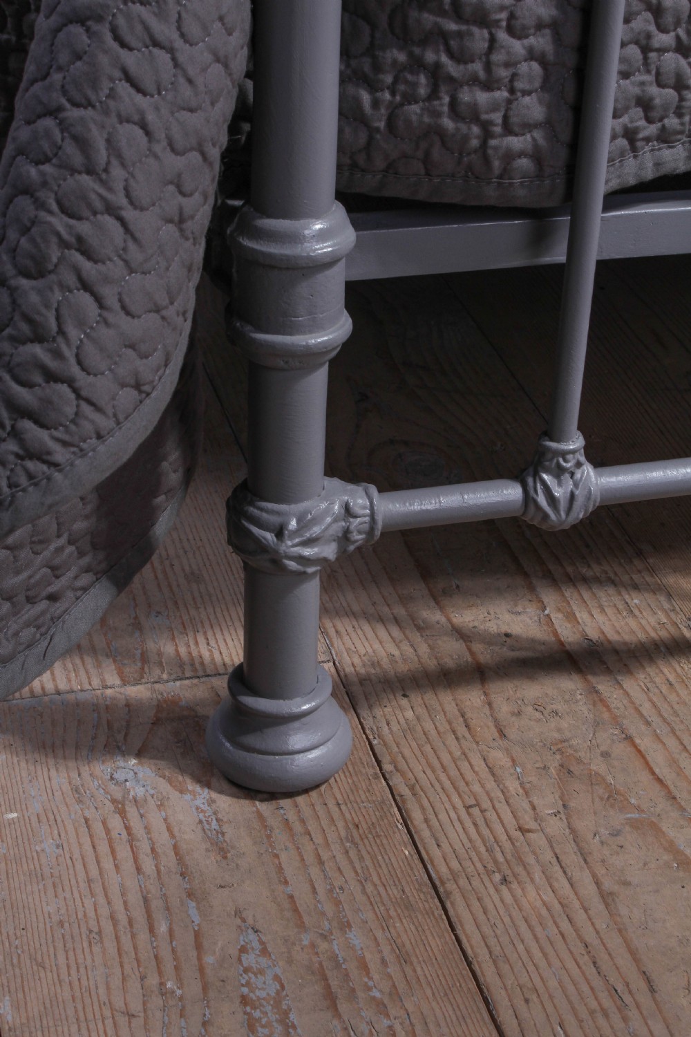 Good quality simple 6Ft super king size all iron  View IV