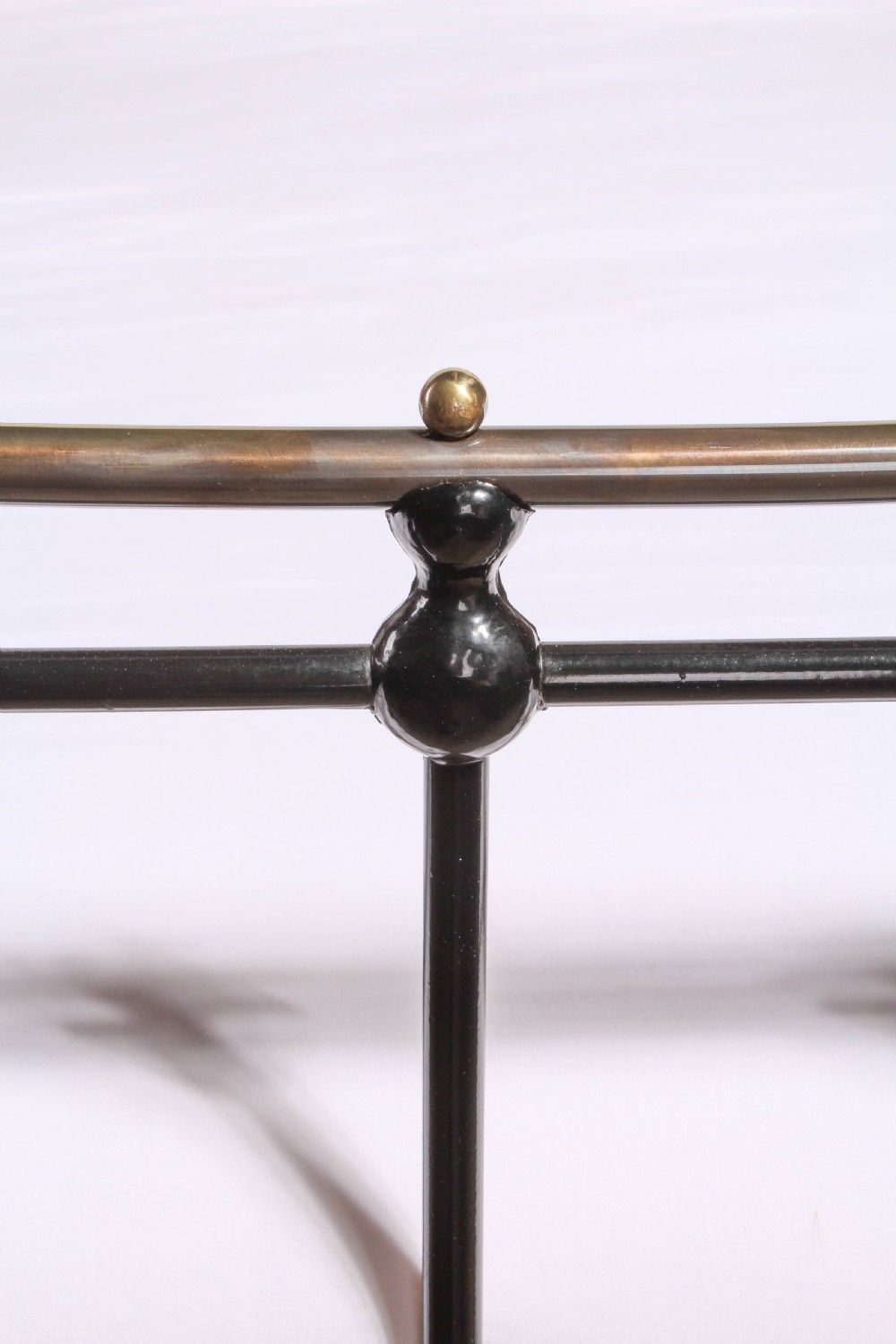 Classic Edwardian dip rail brass and iron bed View IV