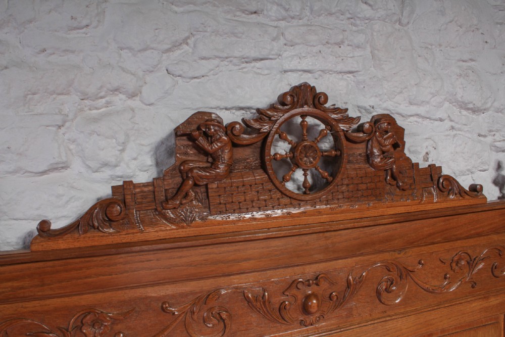  Lovely Chestnut double Breton bed View V