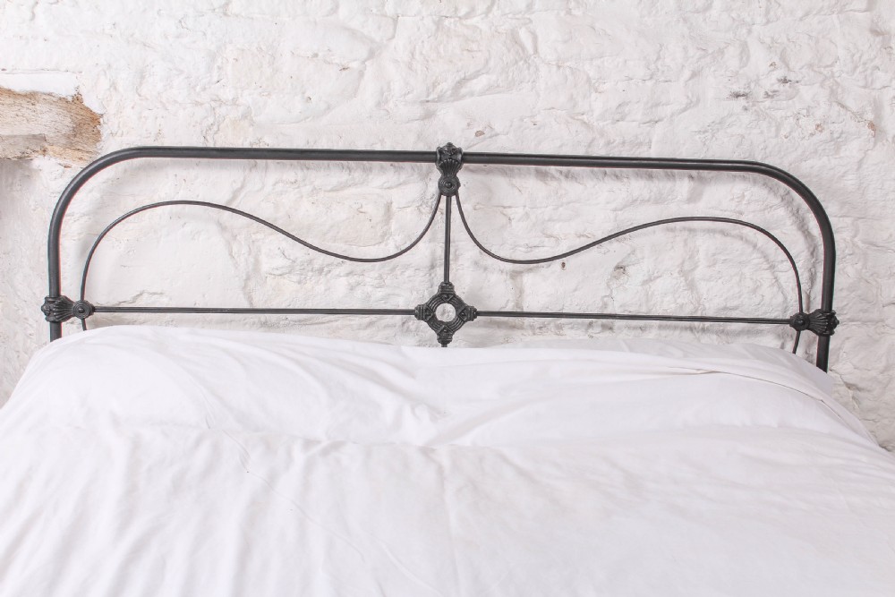 Nice Irish 5Ft all iron king size bed View VI