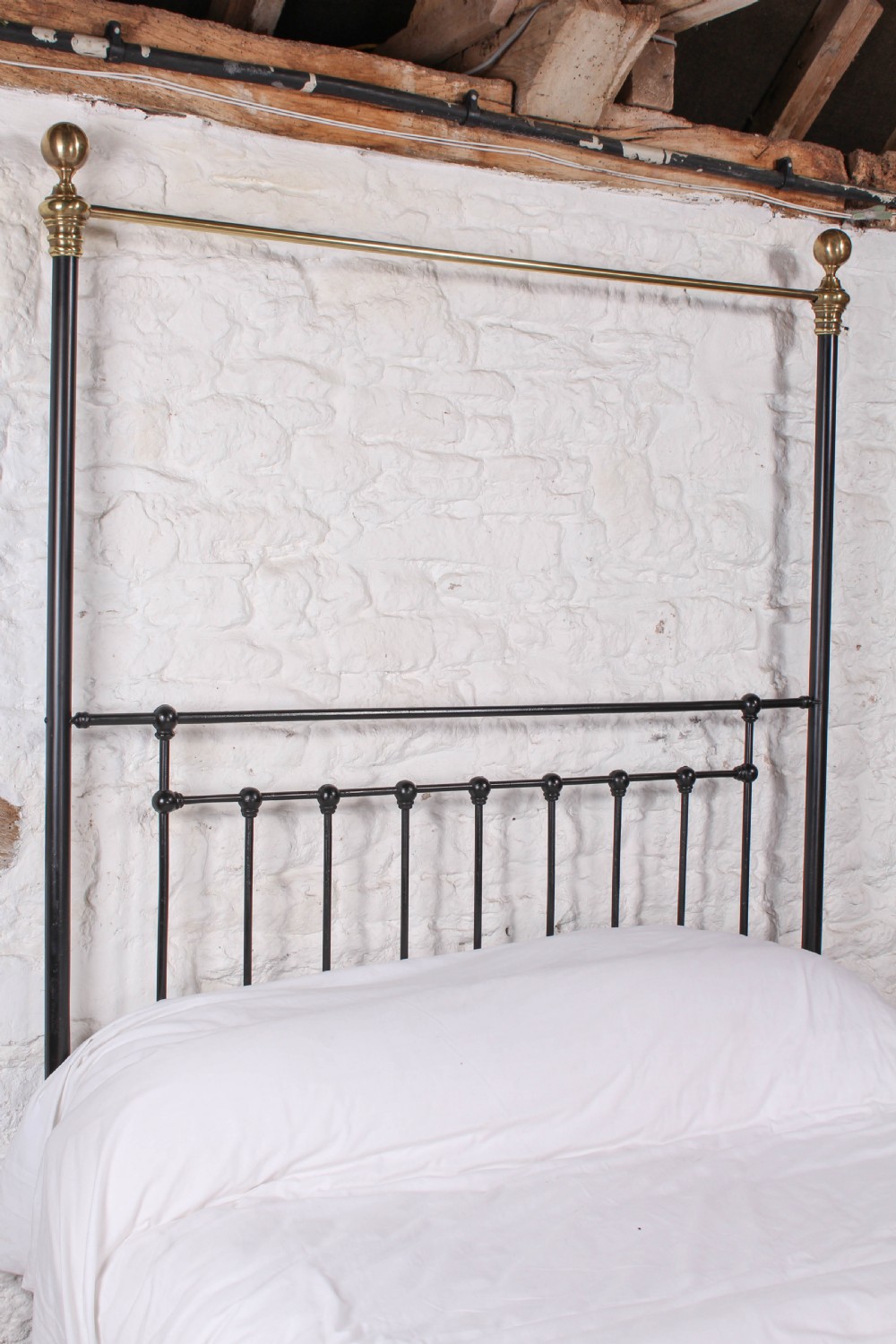 Handsome Victorian king size half tester bed View VIII