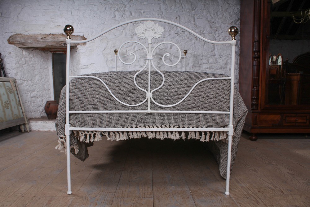 Single forged iron and brass bed View IV