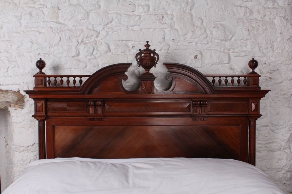 Beautiful king size Rosewood bed View V