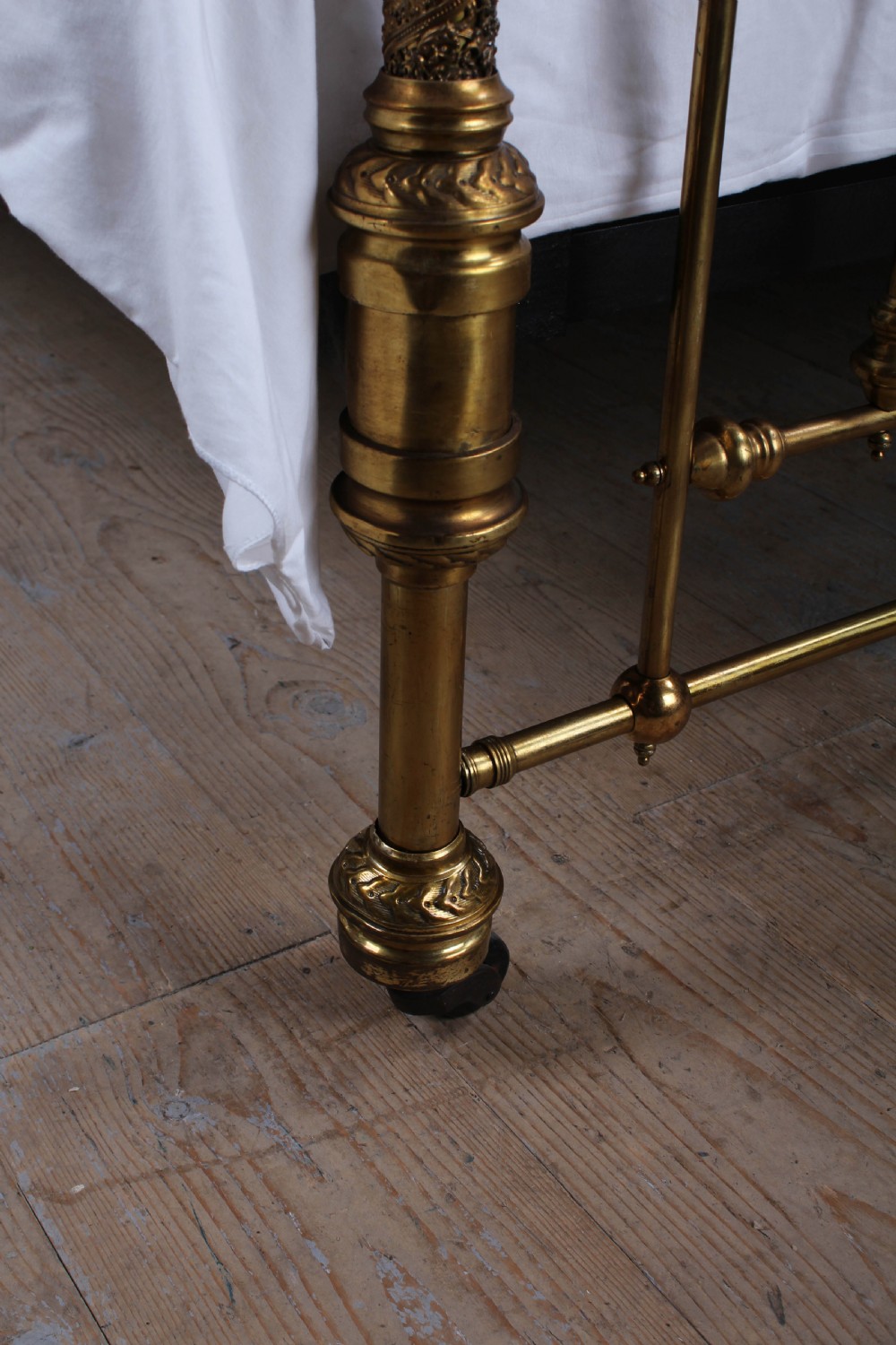 Spectacular Victorian king size brass bed  View V
