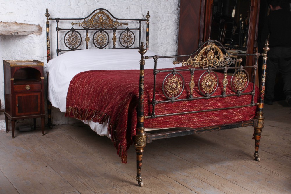 The most magnificent original Winfield king size bed