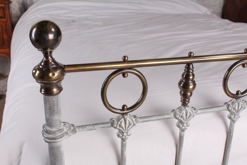 Pretty French king size bed with rings and spindles View III