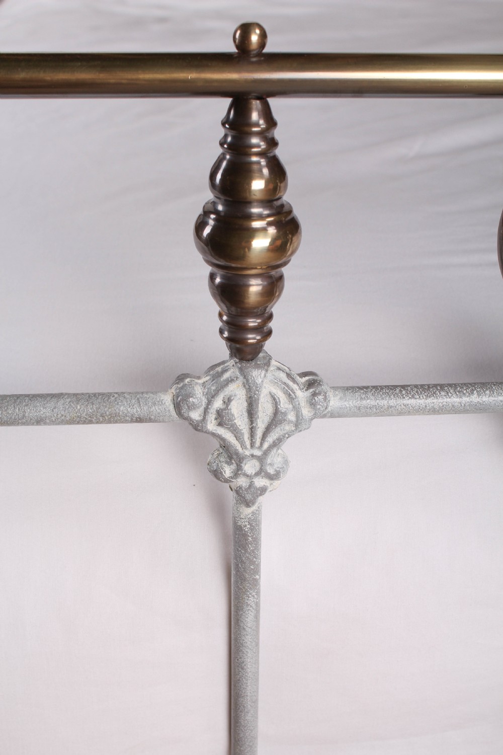 Pretty French king size bed with rings and spindles View IV