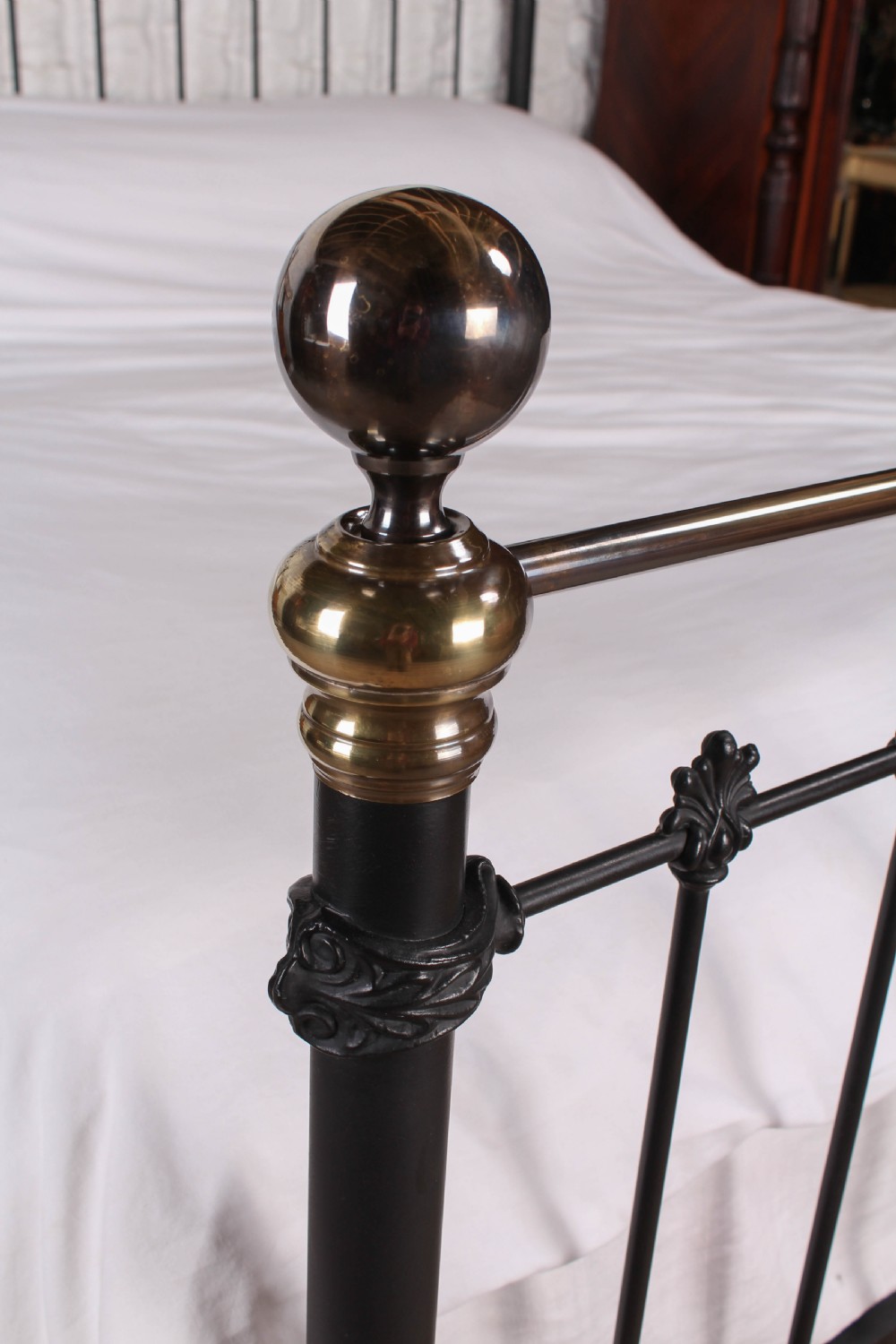 Handsome classic Victorian super king size black and brass bed View IV