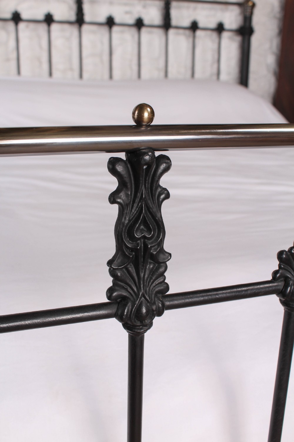 Handsome classic Victorian super king size black and brass bed View VI