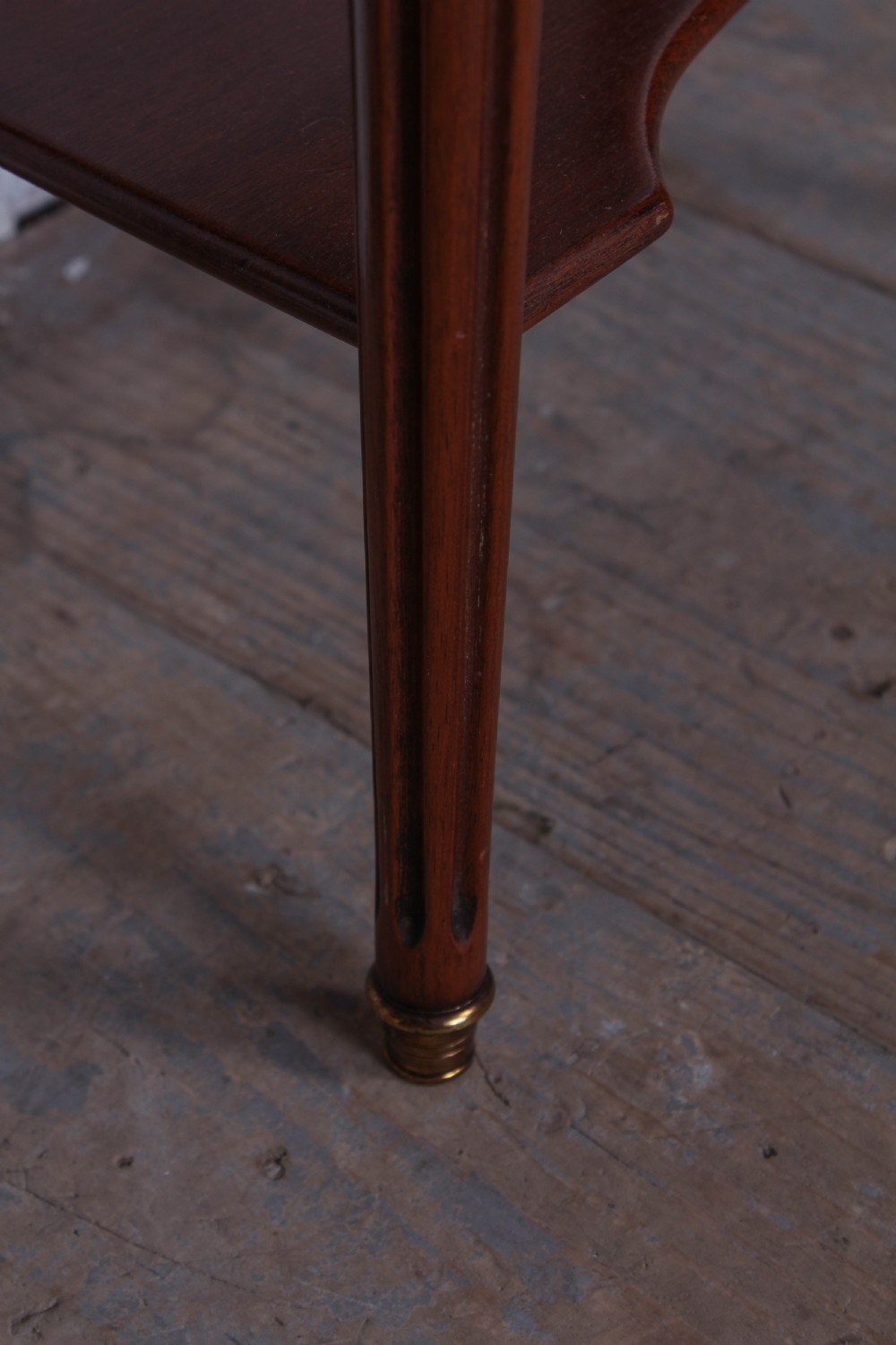 Very nice  pair of mahogany bedsides View VI