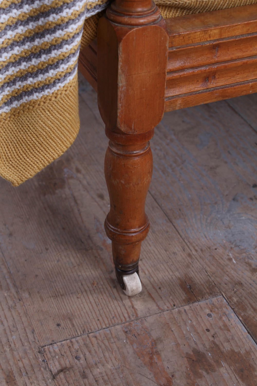 Lovely French faux bamboo single bed View VII