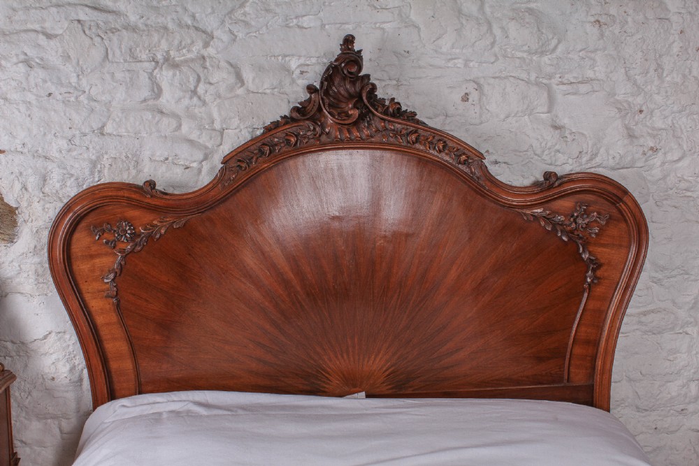 Spectacular Louis XV style double bed View V