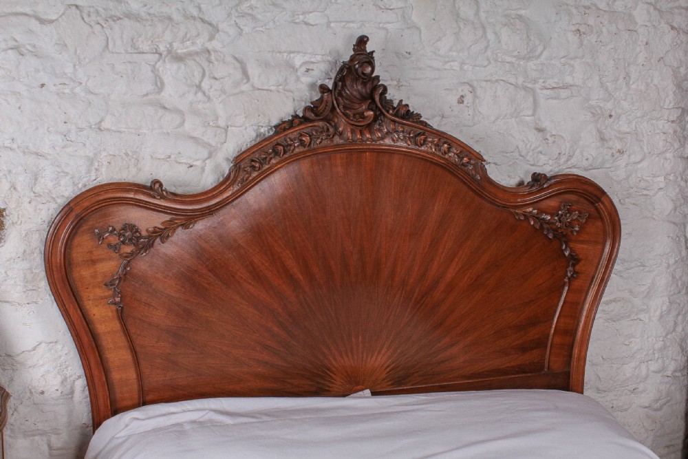 Spectacular Louis XV style double bed View VIII