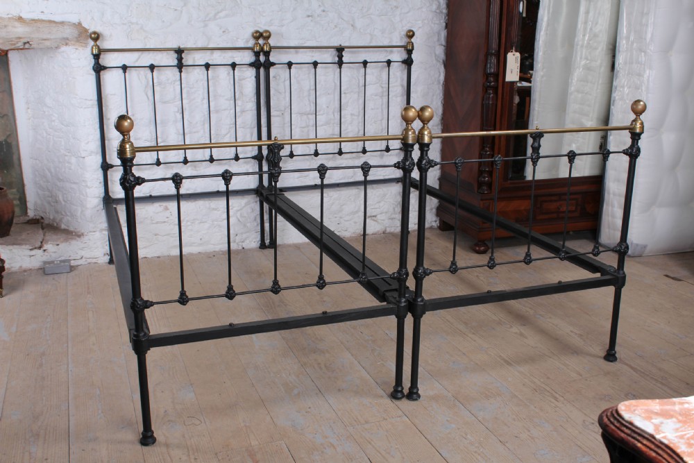 Lovely matching  pair of classic Victorian single beds View IX