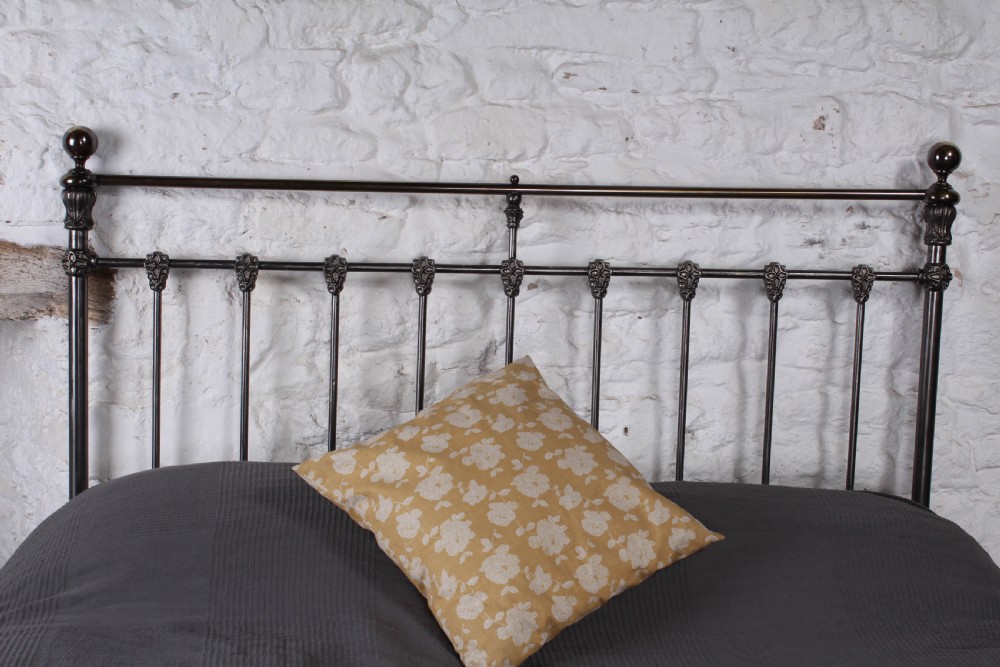 Burnished and aged brass classic king size bed View V