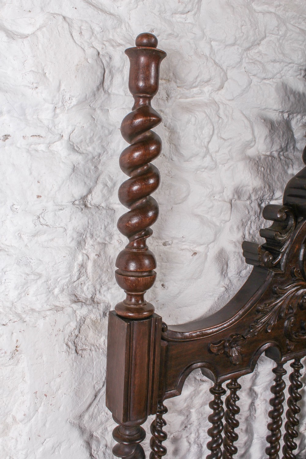 Colonial style solid mahogany no end double bed View VIII