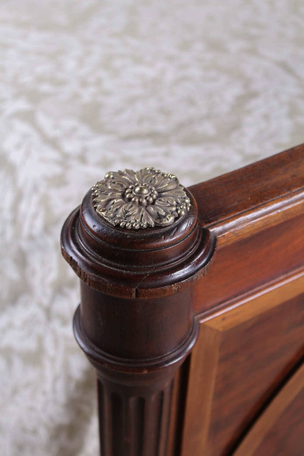 Very handsome pair of mahogany single beds View II