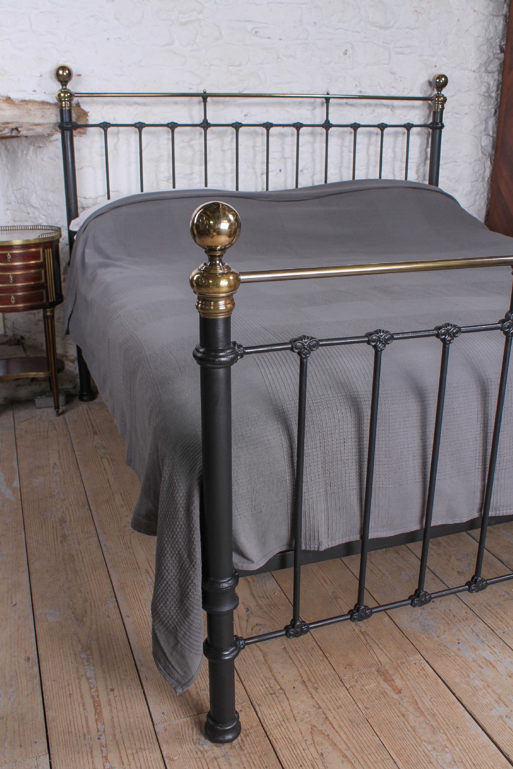 Handsome classic  Victorian super king size bed  View IX