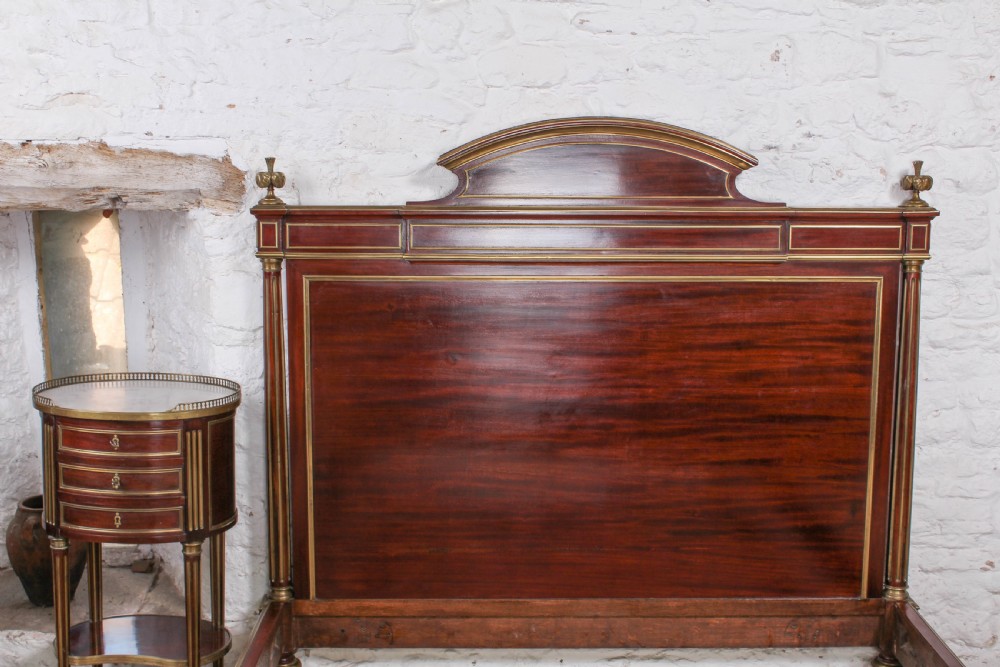 Very handsome mahogany king size bed and matching bedside View VIII