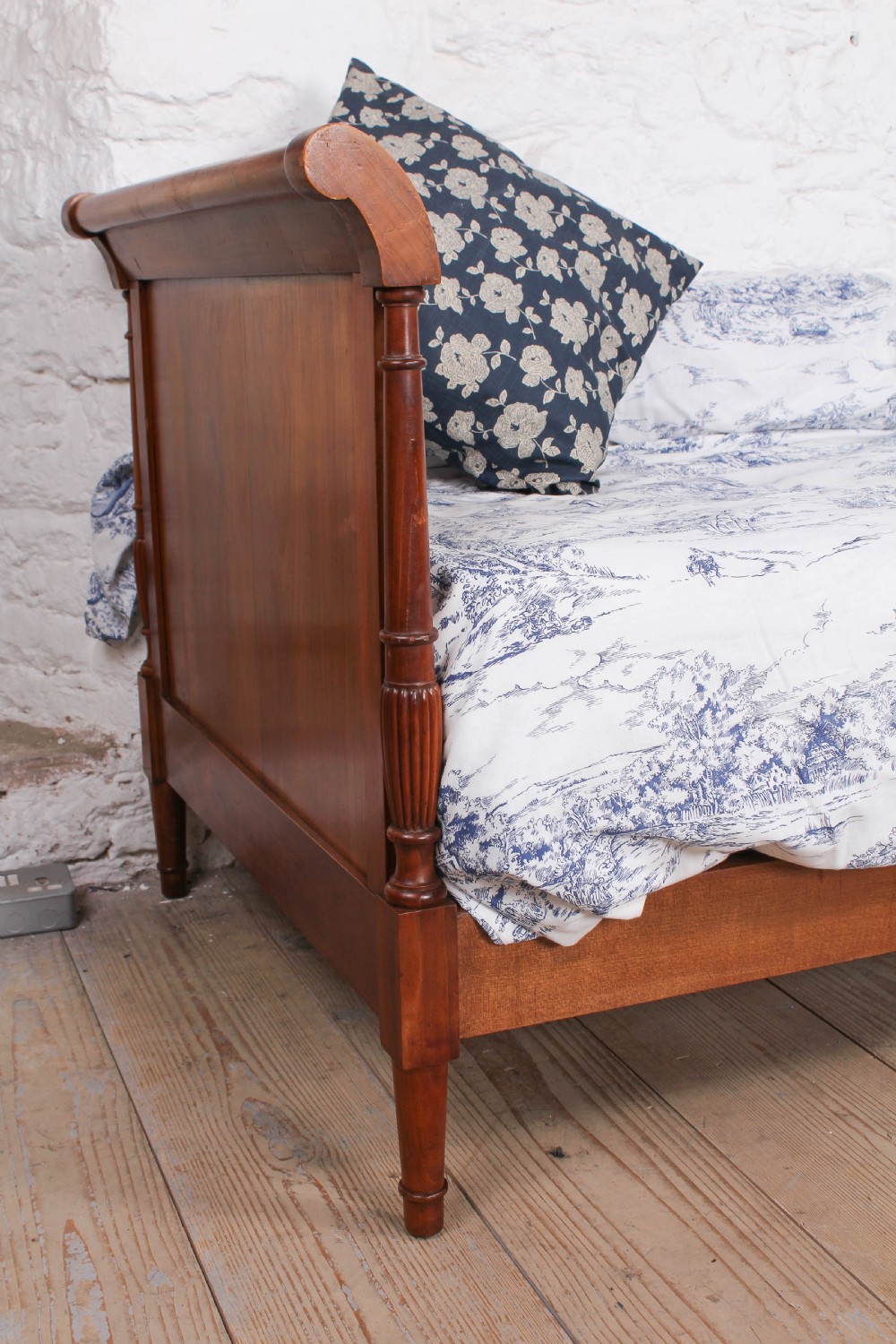 French cherry Directoire style  day bed View III