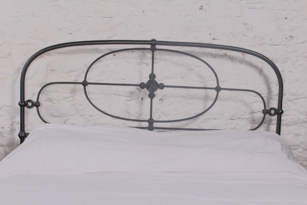 Very nice Irish 5Ft all iron bed View V