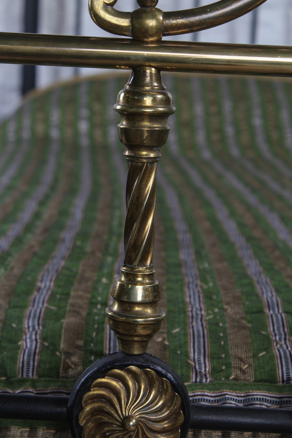 Truly magnificent king size Victorian brass and iron bed View V