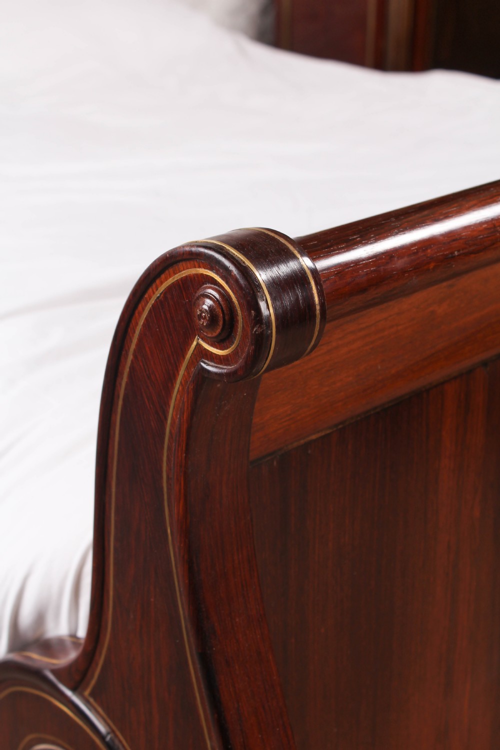 Beautiful mahogany king size Lit Bateau bed View III